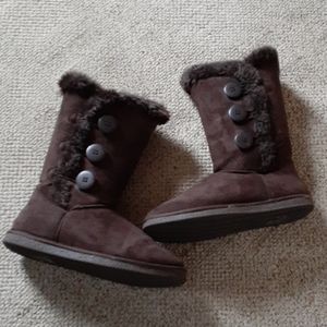 Just Fab fur lined boots